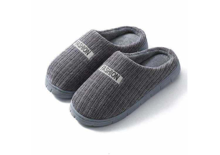 Woman slippers winter Cute plush comfortable House slippers woman TPR soft Unisex Indoor cotton slippers