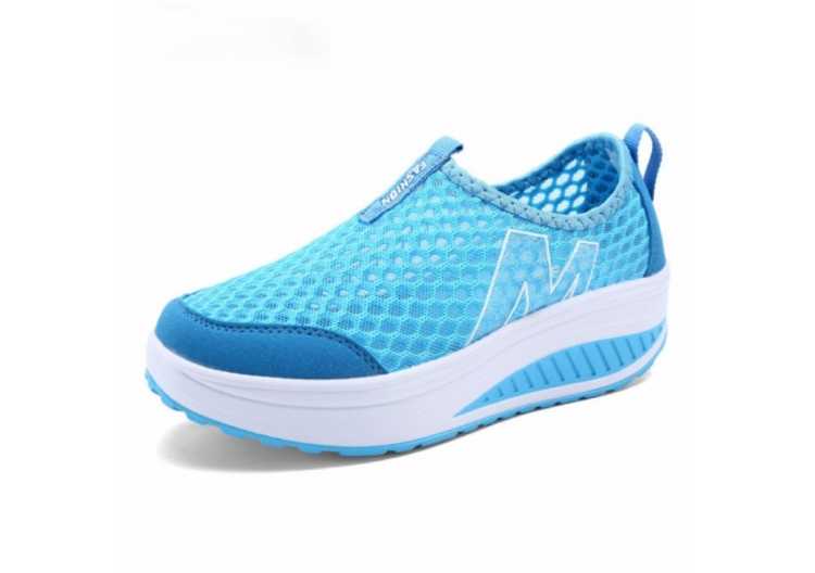 Spring Summer Shoes Woman Breathable Breathable Mesh Flat Platform Women Shoes Slip On Women's Loafers Swing Wedges Ladies Shoe